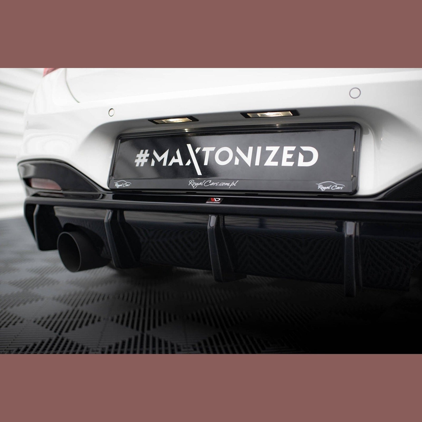 Diffuser V3 - BMW F20LCI / F21LCI - 1 Uitlaat Links - Maxton Design | 2015-2019