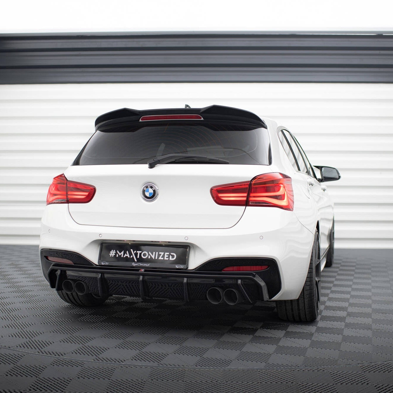 Diffuser V3 - BMW F20LCI / F21LCI - 4 Uitlaten - Maxton Design | 2015-2019