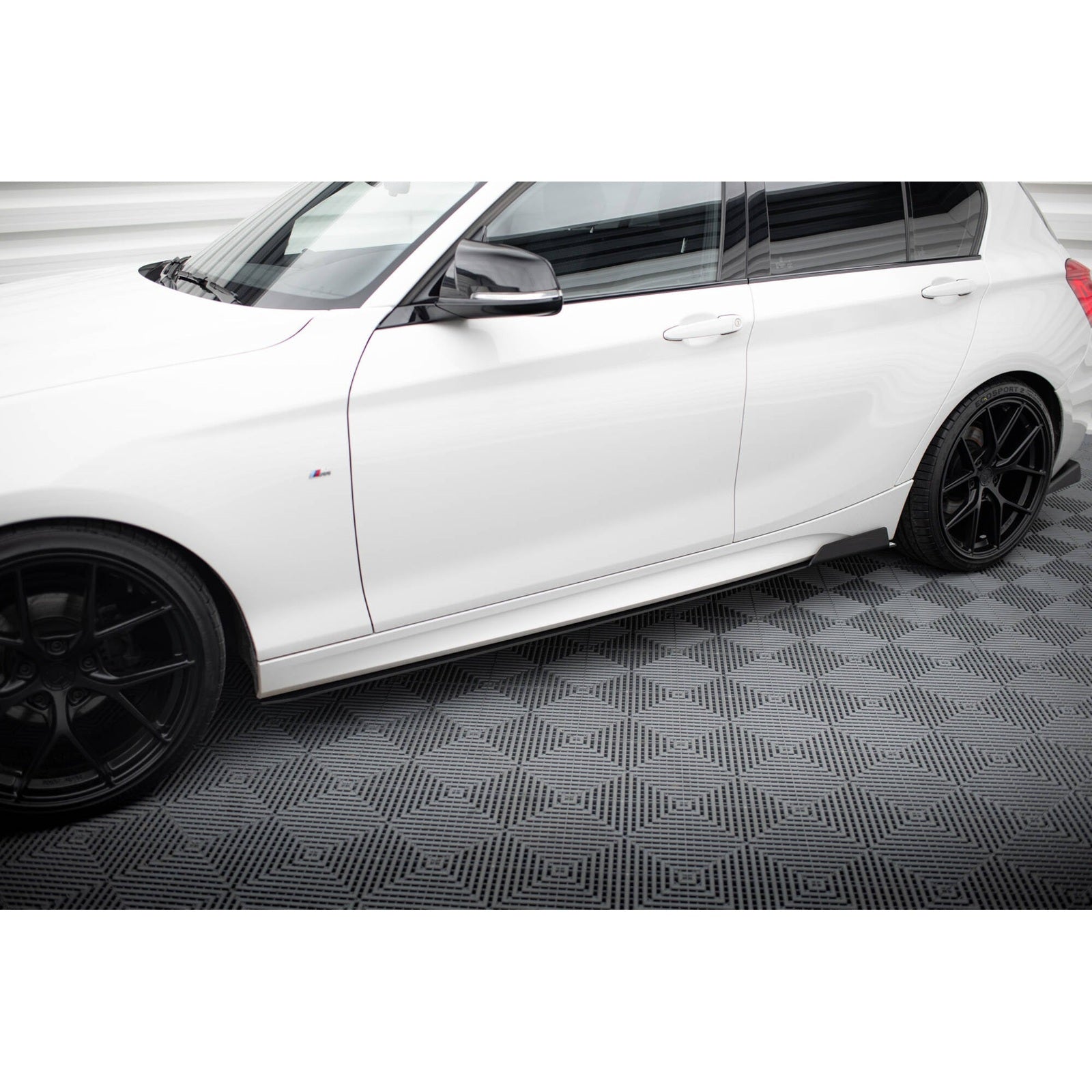 Side Skirt Extensions - BMW 1 Serie F21 - Racing - Maxton Design | 2011-2019