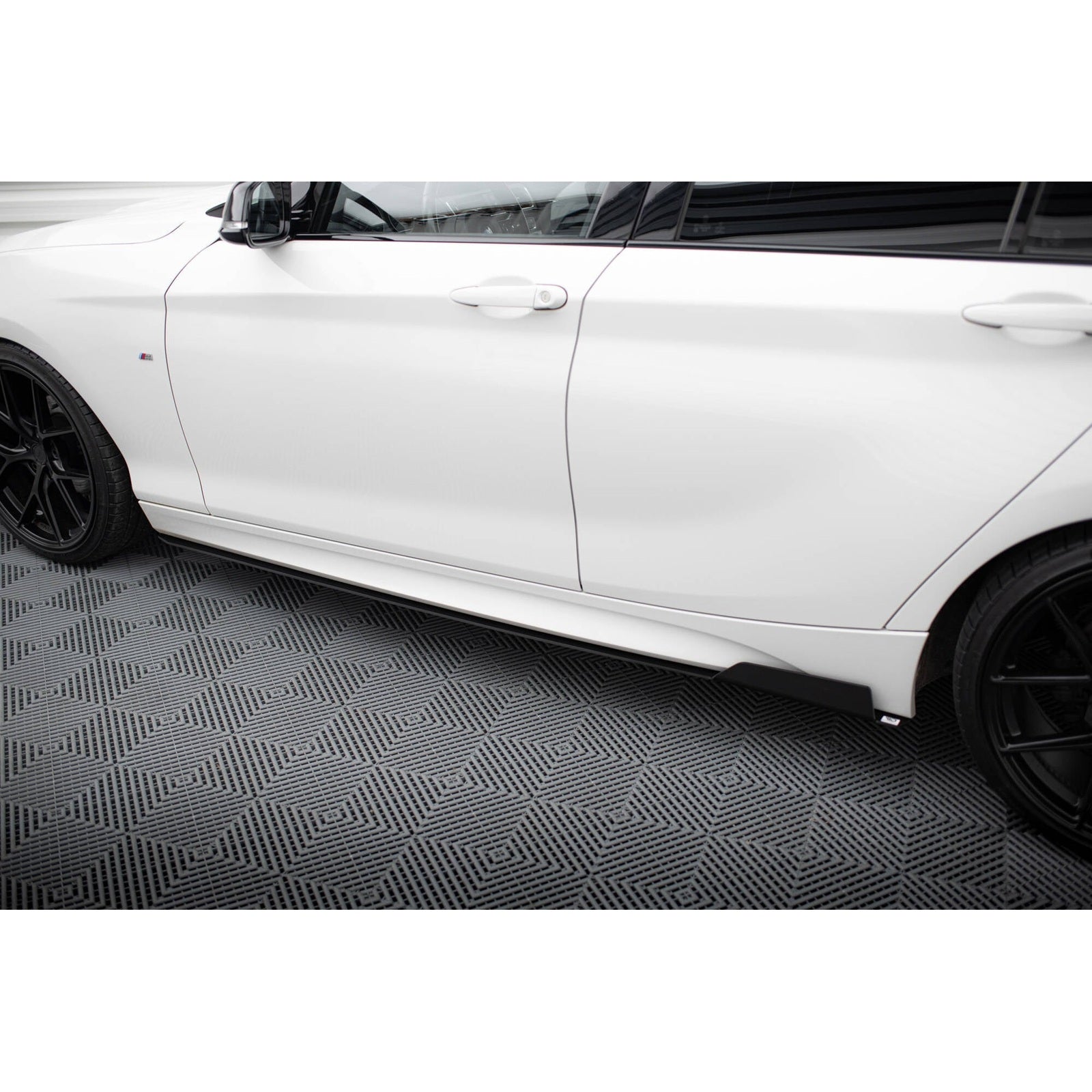 Side Skirt Extensions - BMW 1 Serie F21 - Racing - Maxton Design | 2011-2019