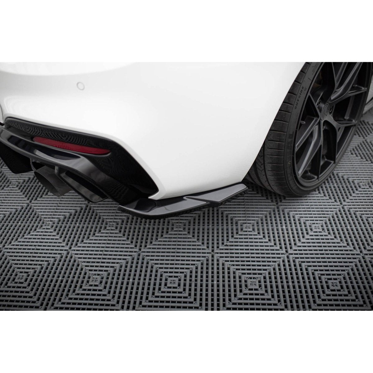 Achterbumper Splitters V5 - BMW F20LCI / F21LCI - M Pakket - Maxton Design | 2015 - 2019 - Beamerstyling.nl