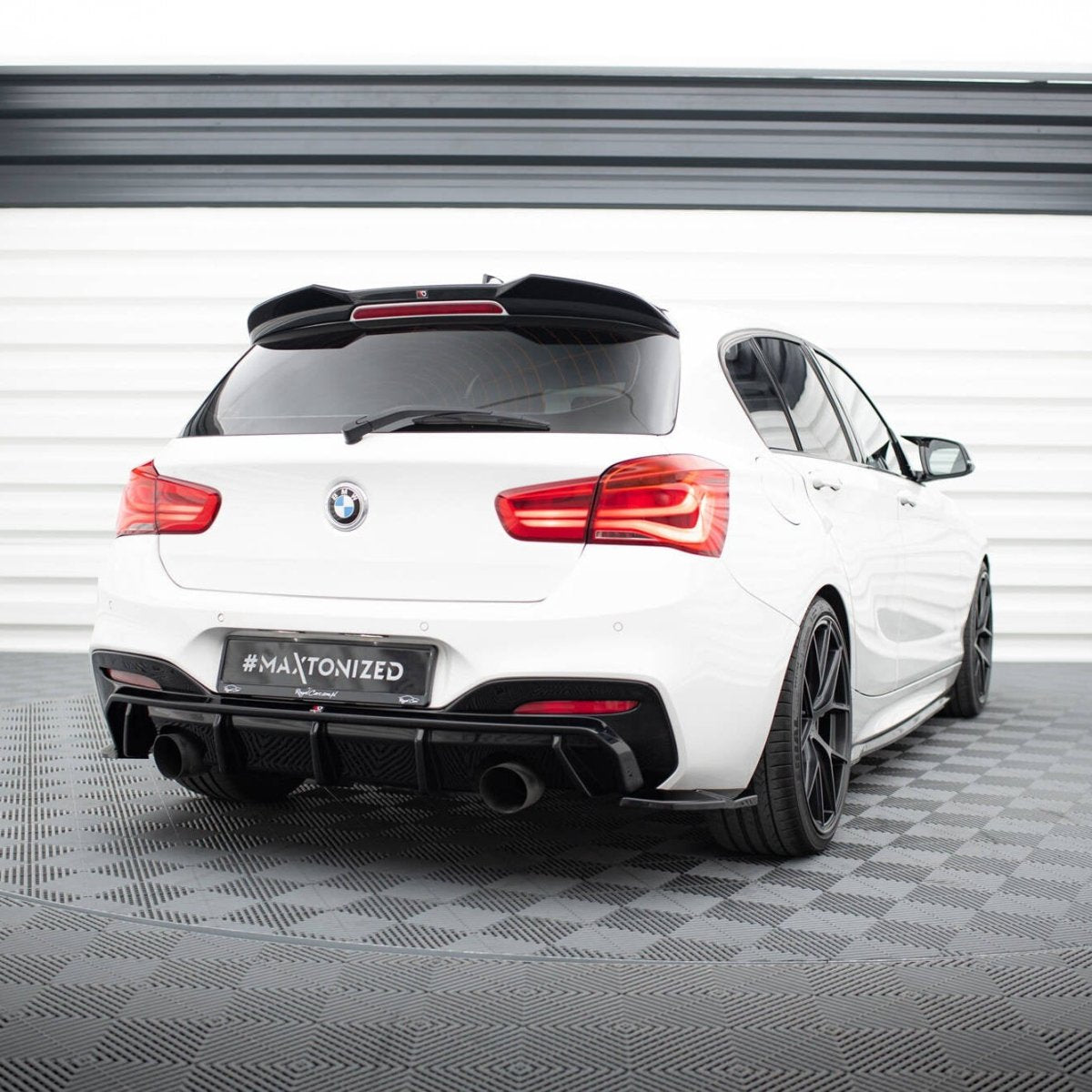Achterbumper Splitters V5 - BMW F20LCI / F21LCI - M Pakket - Maxton Design | 2015 - 2019 - Beamerstyling.nl