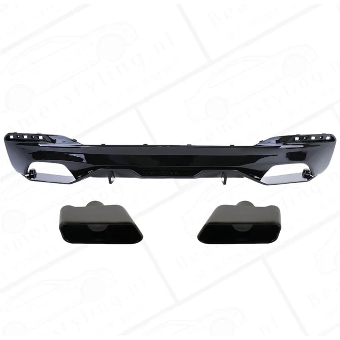 Diffuser - BMW G30 / G31 - M Performance Look - Hoogglans Zwart - Incl Sierstukken Zwart