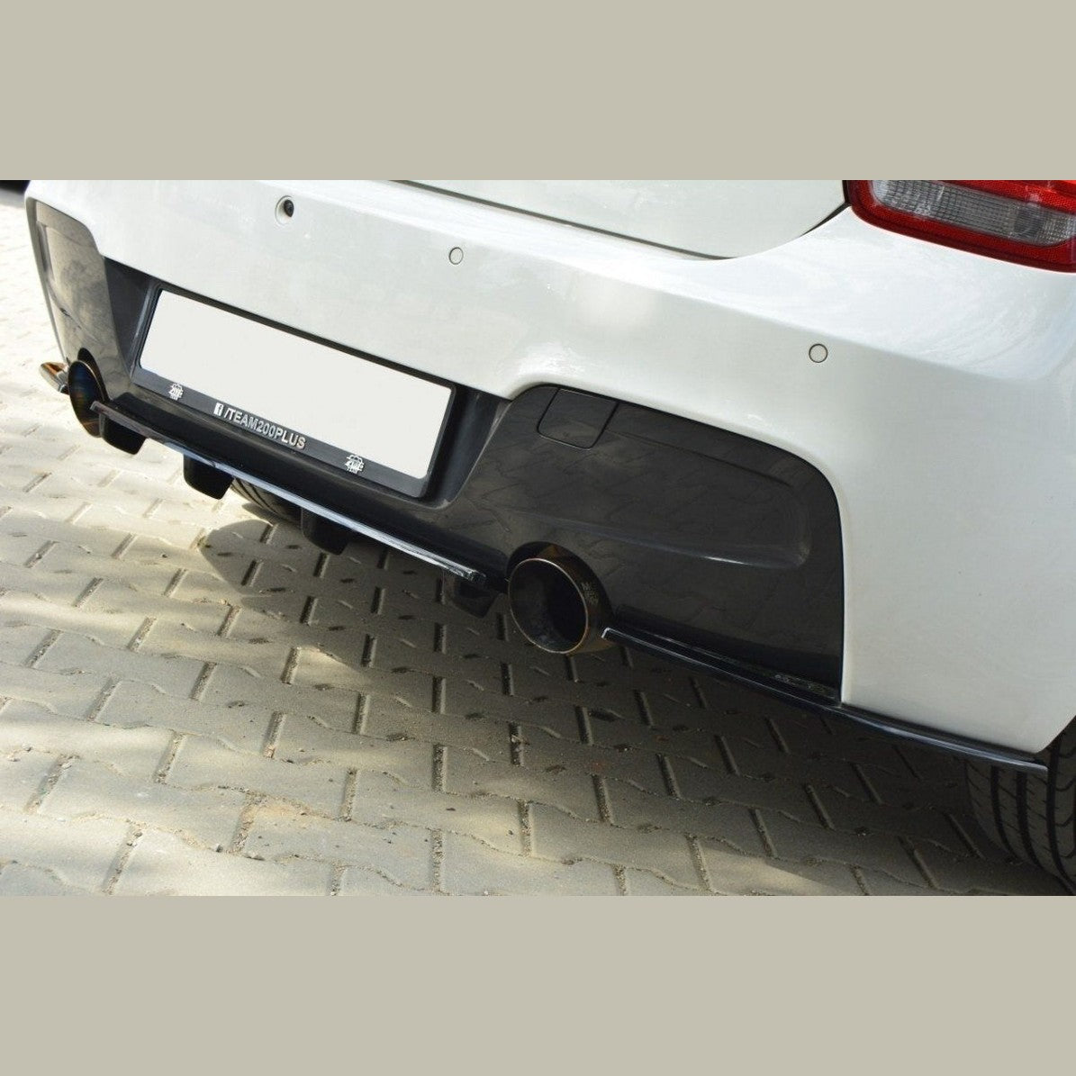 Diffuser Extensions + Vinnen - BMW F20 / F21 - M135I - Maxton Design | 2011-2015 - Beamerstyling.nl