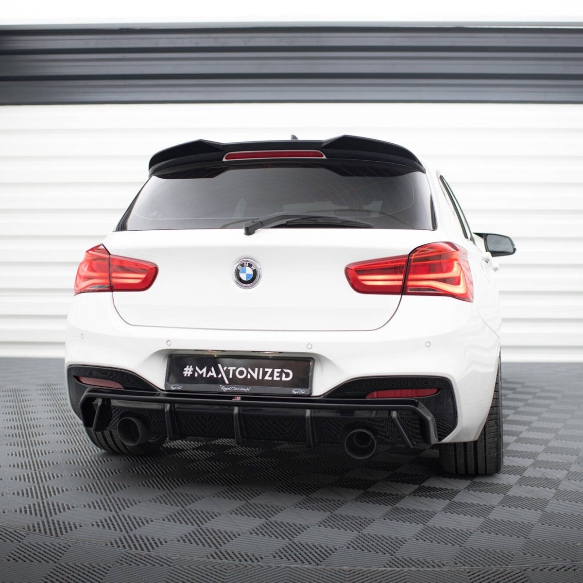 Diffuser V3 - BMW F20LCI / F21LCI - M140I - Maxton Design | 2015 - 2019 - Beamerstyling.nl