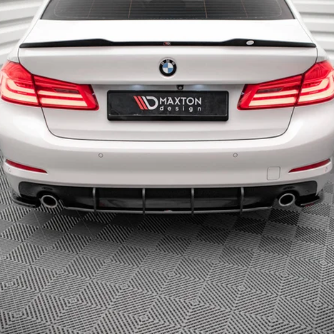 Street Pro Diffuser - BMW G30 / G31 - Maxton Design — Zwart