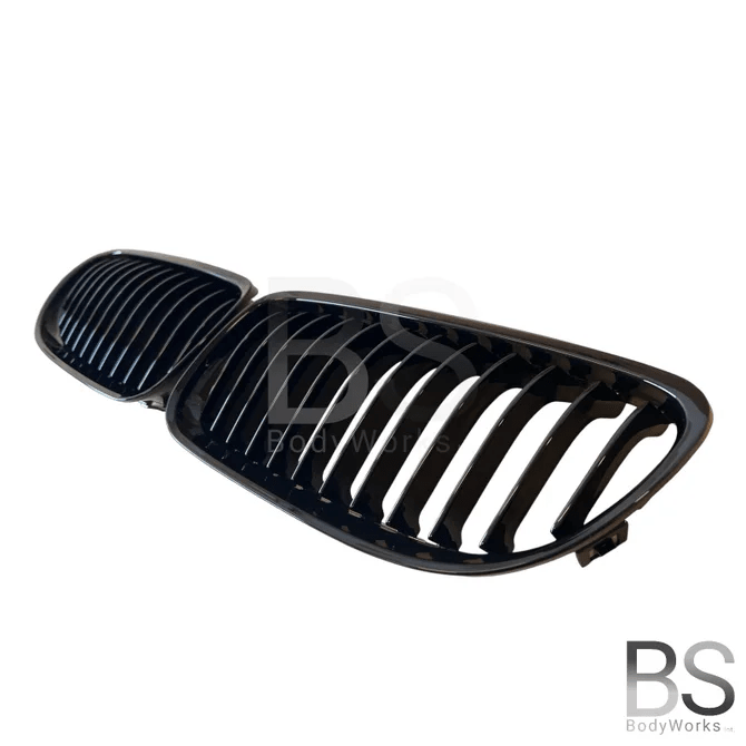 Nieren - BMW E90 / E91 - Hoogglans Zwart | 2008 - 2013 - Beamerstyling.nl