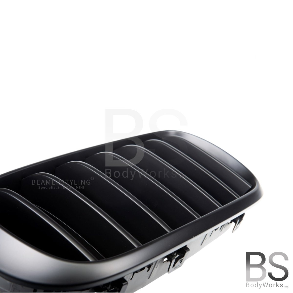 Nieren - BMW X5 F15 / F85 / X6 F16 / F86 - Mp Look - Mat Zwart | 2014 - 2019 - Beamerstyling.nl