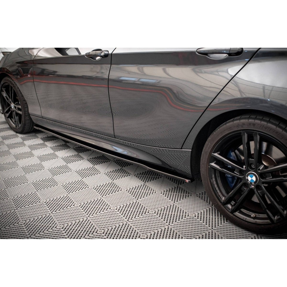 Side Skirt Extensions V2 - BMW 1 Serie F20 - Maxton Design | 11-19 - Beamerstyling.nl