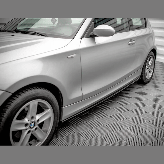 Side Skirt Extensions V2 - BMW E81 / E82 / E88 - Maxton Design | 2007 - 2012 - Beamerstyling.nl