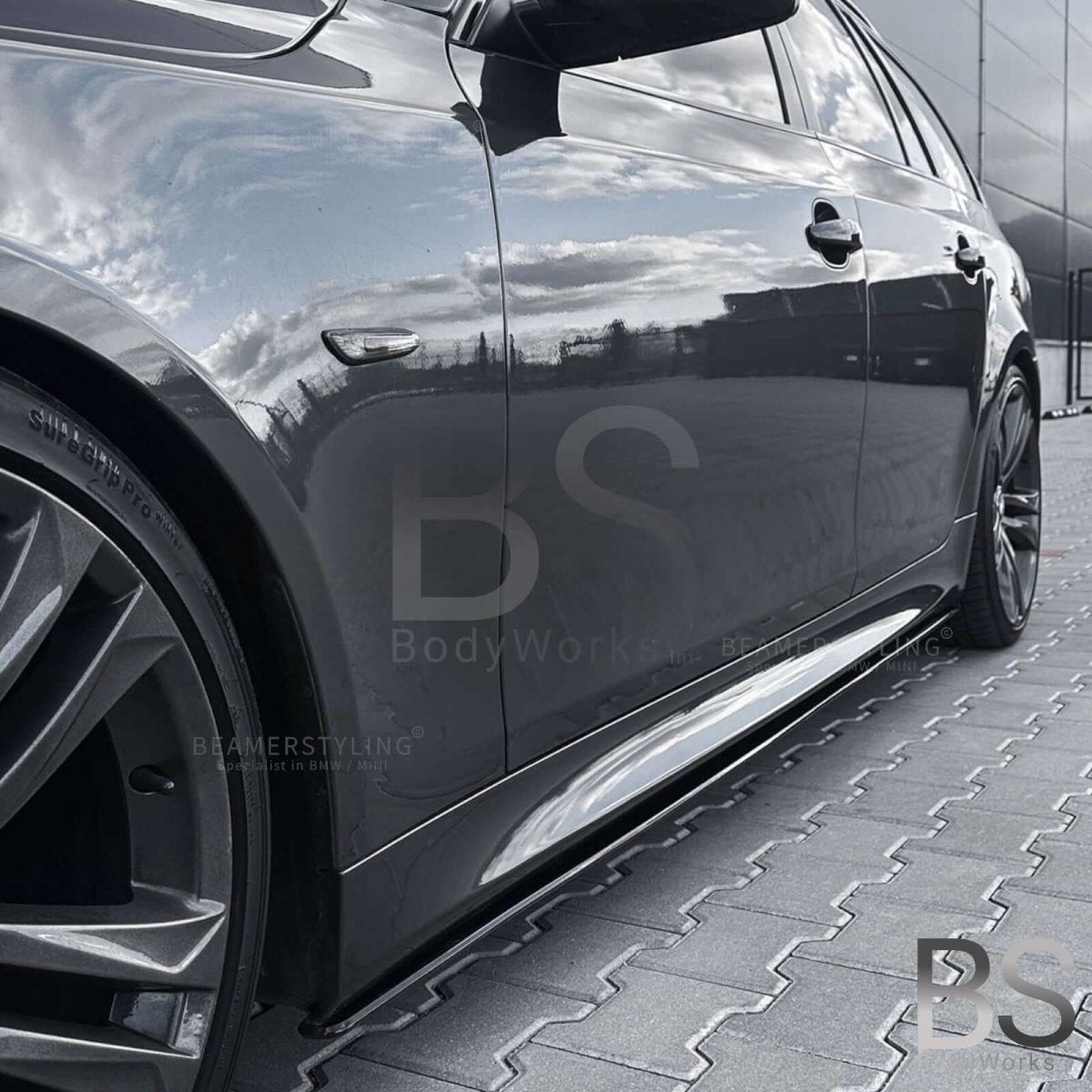 Side Skirts Extensions - BMW E60 / E61 - M Pakket - Hoogglans Zwart | 03 - 10 - Beamerstyling.nl