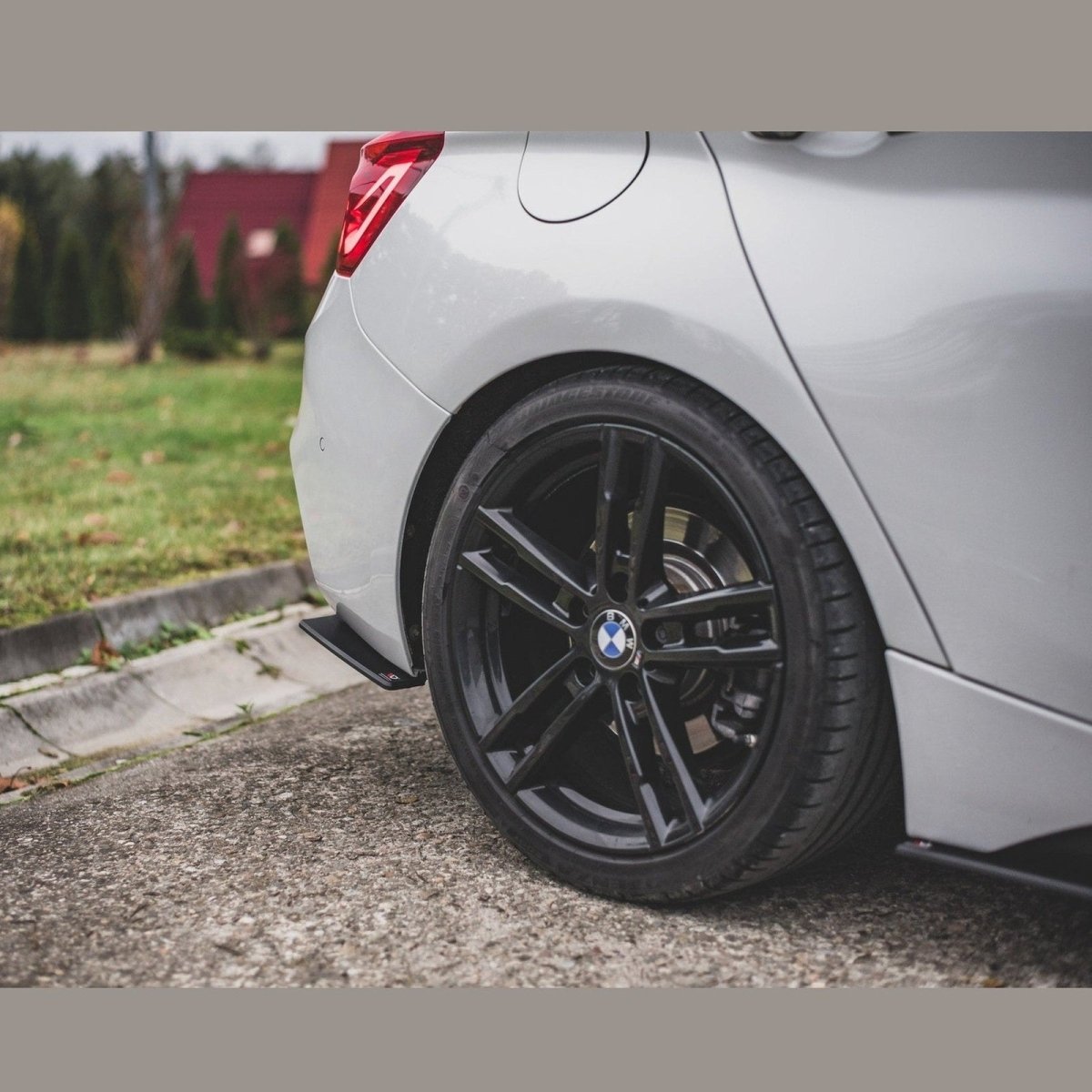 Street Pro Achterbumper Splitters V3 - BMW F20LCI / F21LCI - M Pakket - Maxton Design | 2015 - 2019 - Beamerstyling.nl