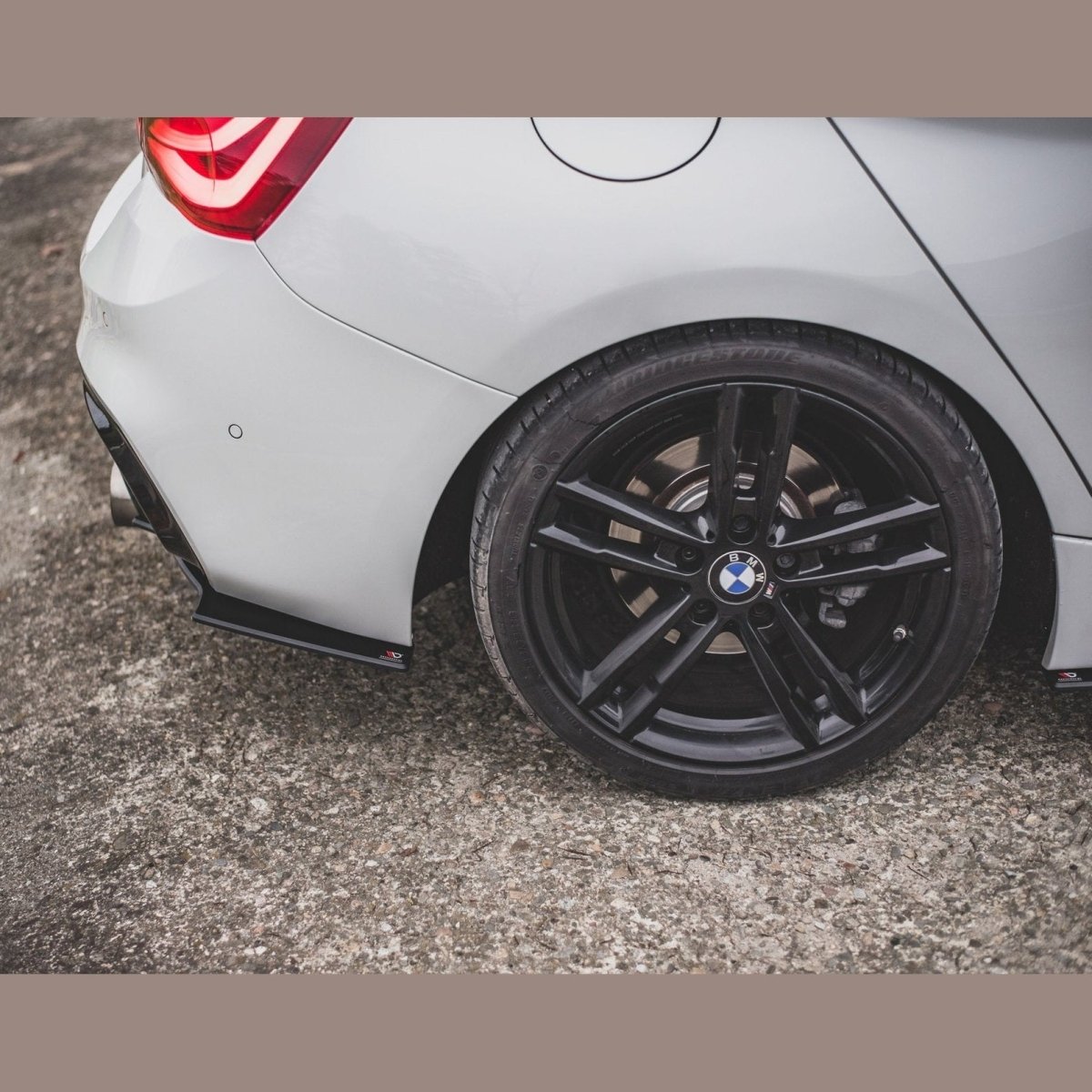 Street Pro Achterbumper Splitters V3 - BMW F20LCI / F21LCI - M Pakket - Maxton Design | 2015 - 2019 - Beamerstyling.nl